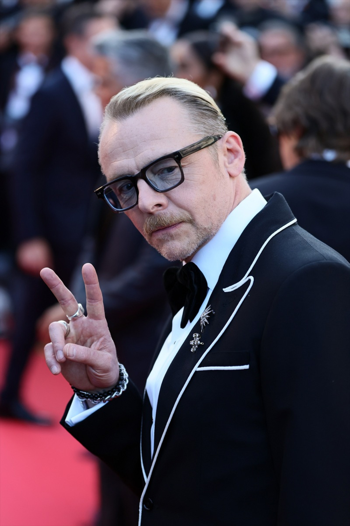 『ミッション:インポッシブル』カンヌで5分間のスタンディングオベーション!  トム・クルーズら勢ぞろい