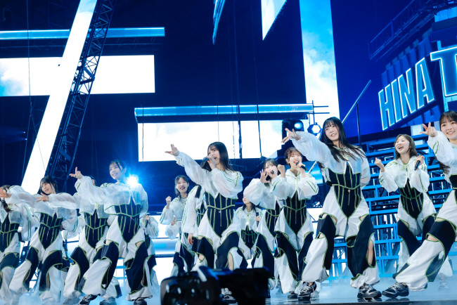 日向坂46「BRAND NEW LIVE 2025 『OVER THE RAINBOW』」