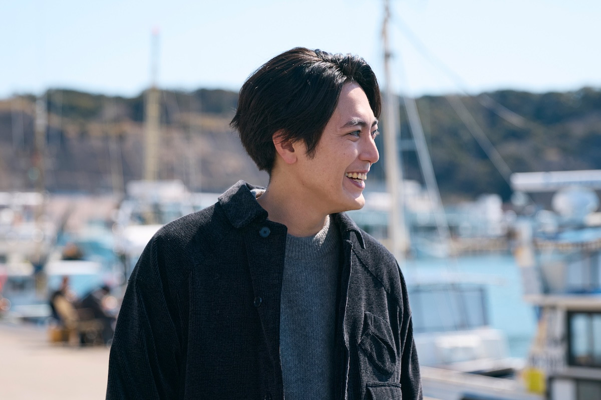 『イグナイト』第3話　“宇崎”間宮祥太朗、ケガをした外国人技能実習生の職場を訪れる