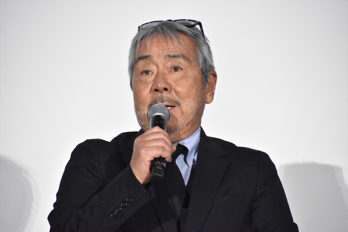 寺尾聰「これが最後の作品になるかもしれない」と挑んだ映画『父と僕の終わらない歌』　共演者に感謝しきり