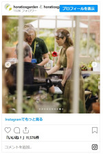 ユージェニー王女、側弯症の手術痕を恥じていたものの母の一声で救われた※「Princess Eugenie」インスタグラム