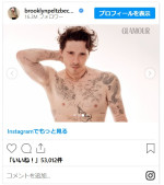 親子確執のブルックリン・ベッカム、マザコンタトゥーを別の柄で上書き！　Mama’s Boyは卒業？※「Brooklyn Beckham」インスタグラム