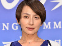 奥菜恵、ヘアカット報告　マッシュウルフに　「超可愛い」「美しい」と反響