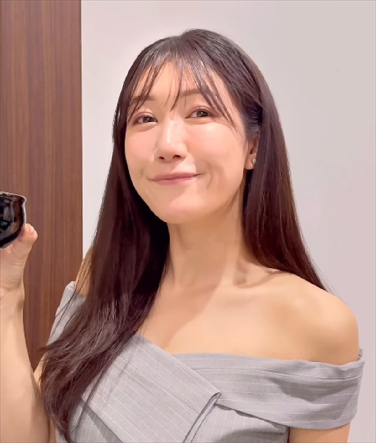 “美しすぎる気象予報士”穂川果音、ノースリーブ姿が「スタイル抜群」「うっとり」
