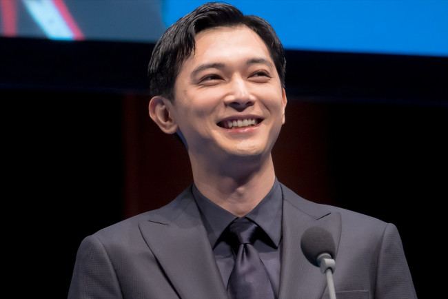 吉沢亮、第34回日本映画批評家大賞授賞式に登場
