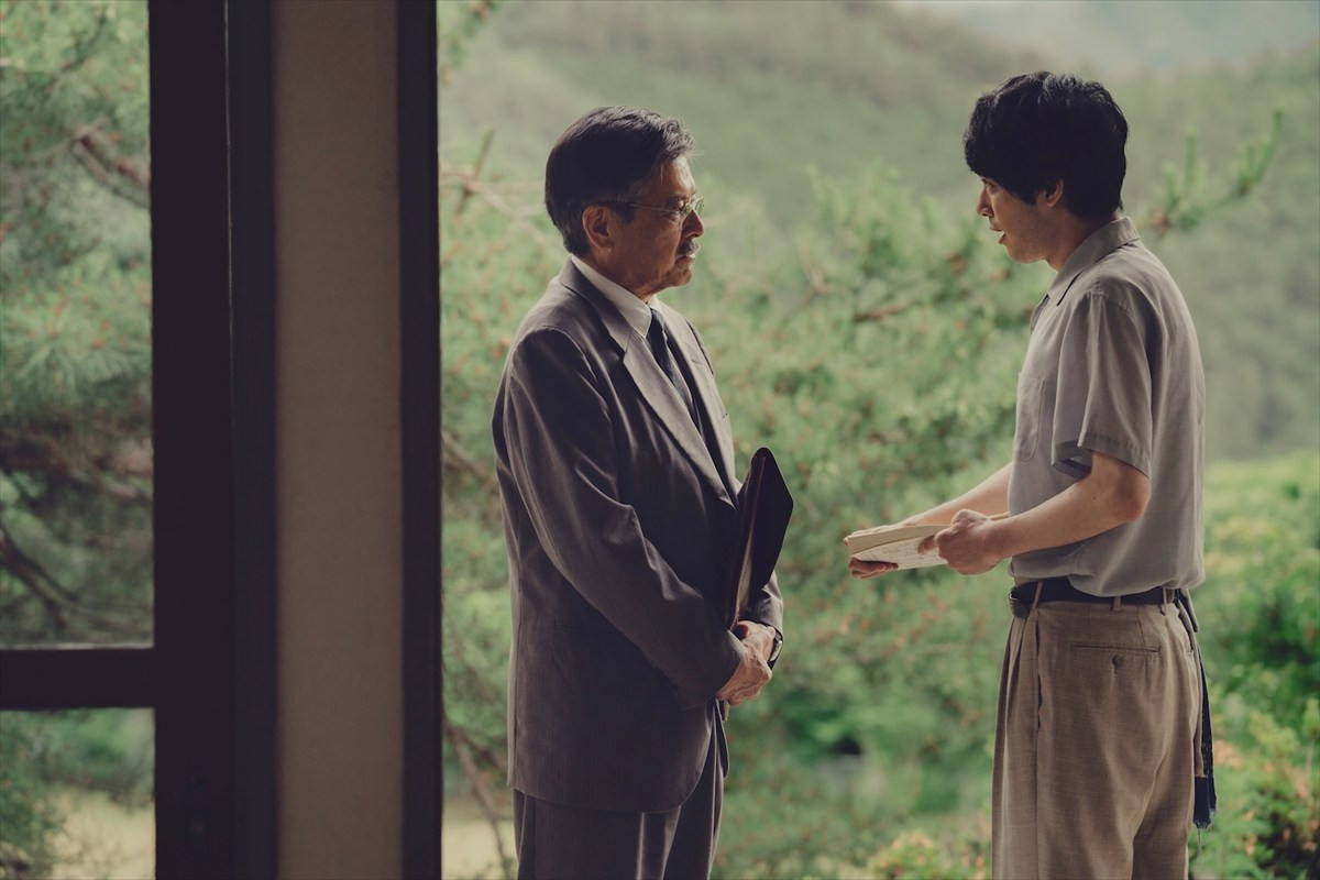 広瀬すず×松下洸平、『遠い山なみの光』夫婦の日常を切り取ったショット解禁
