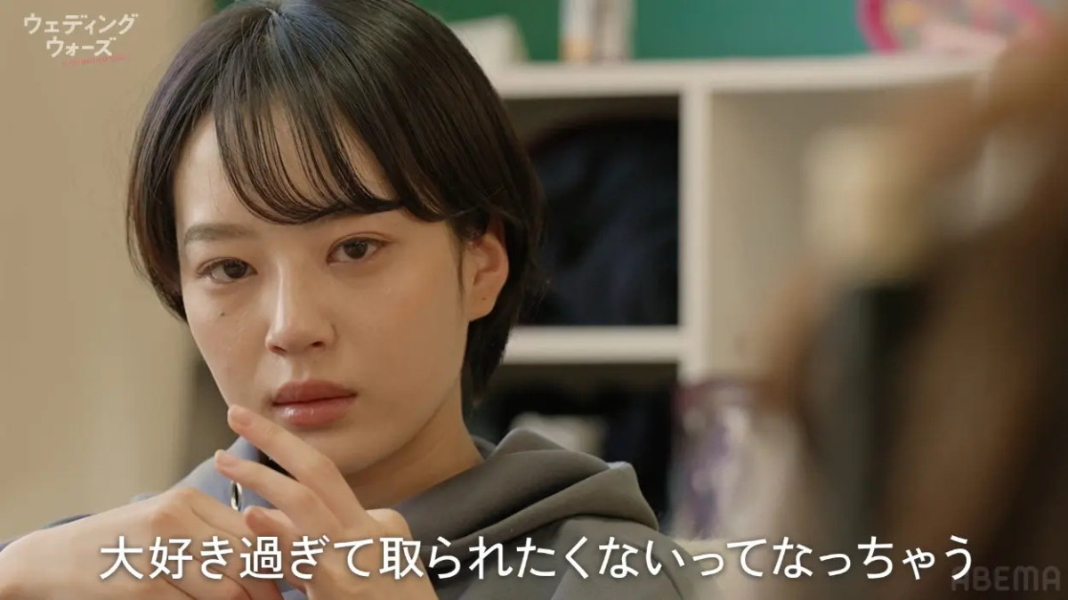 “レス”に悩む女優、彼氏と他の女性の仲に嫉妬も…「ヤバかった」諭されて大号泣