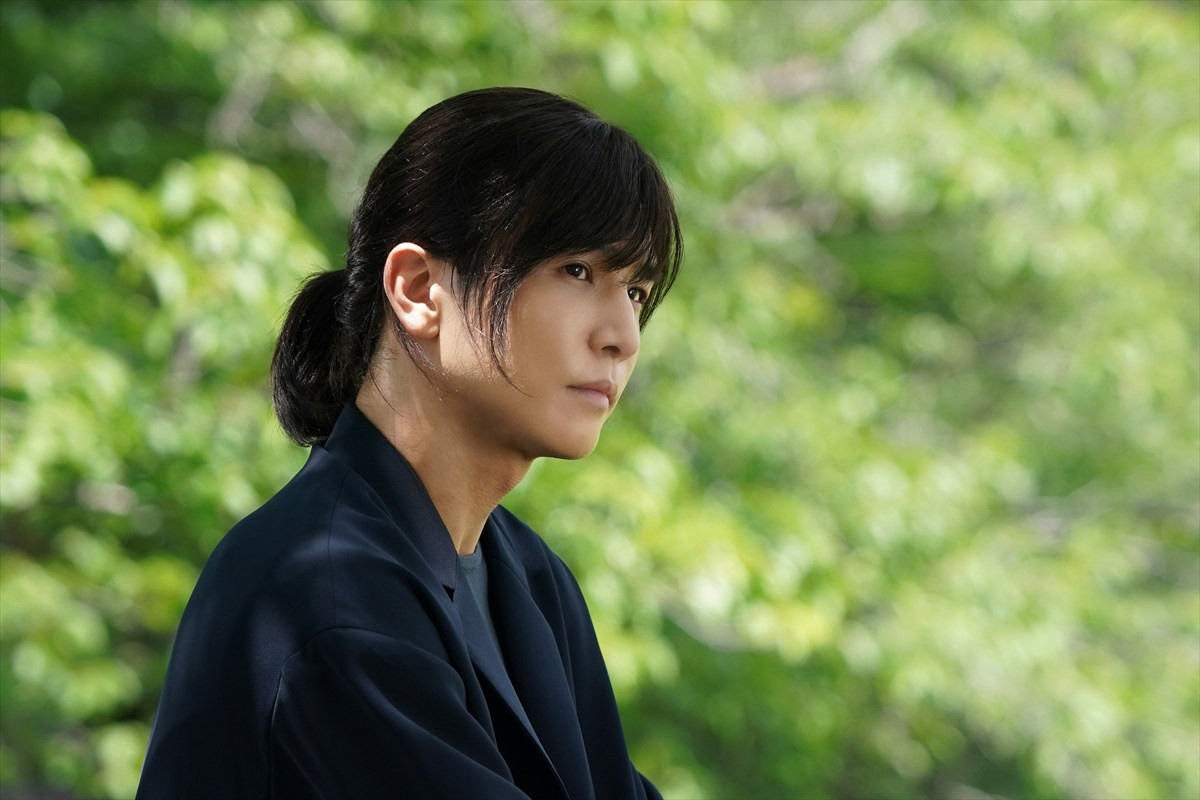 『DOCTOR PRICE』第3話　“鳴木”岩田剛典、クリニック買収を目論む経営コンサルタントと出会う
