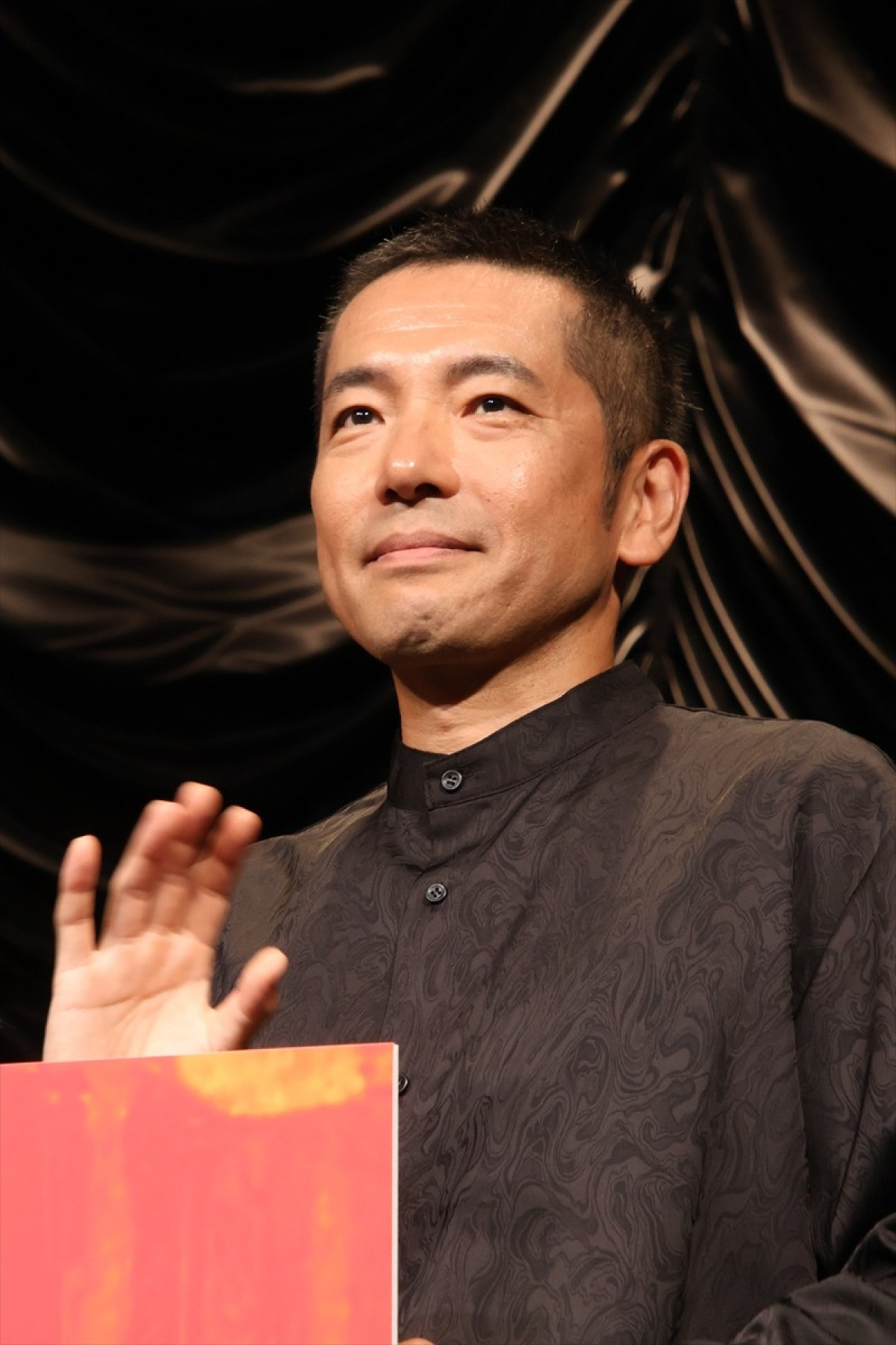 本田響矢、昭和舞台の作品続き「ほぼ令和がない年に」　音楽劇『エノケン』で7年ぶり舞台