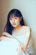 上坂樹里1st写真集『日日是好日』より