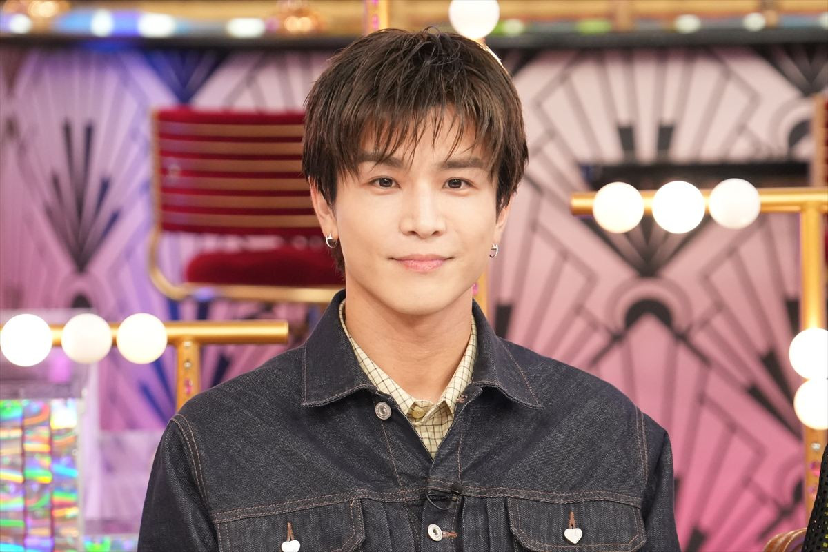 櫻井翔×比嘉愛未×SixTONESがマツケン衣装で踊り叫ぶ！　今夜『Golden SixTONES』日テレドラマキャスト集結