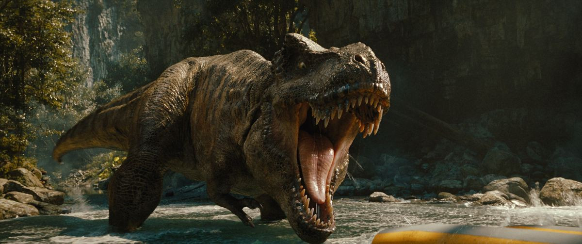 『ジュラシック・ワールド』最新作、大迫力の特別映像解禁！　ギャレス・エドワーズ監督が語る恐竜誕生の舞台裏