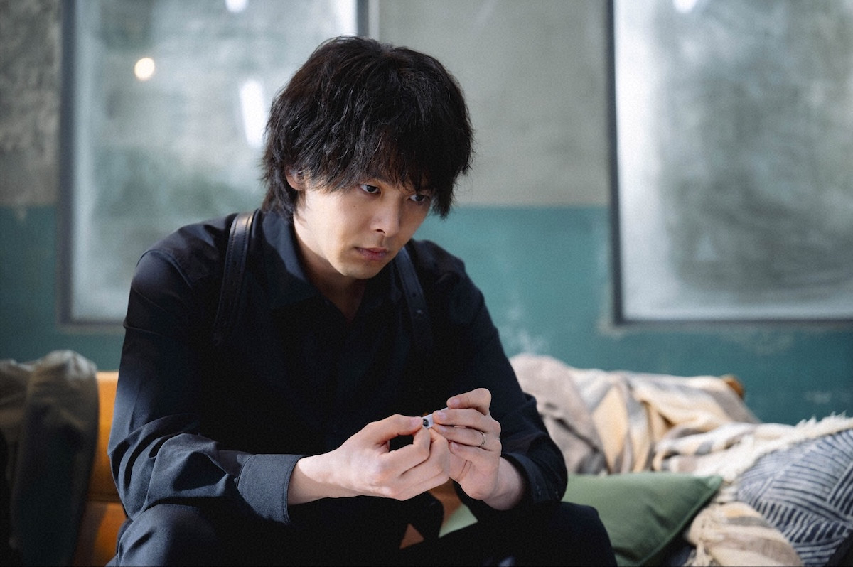 『DOPE』“才木”高橋海人が泥酔　介抱する“陣内”中村倫也との“イチャイチャ”に反響「ちーんってなにwww」