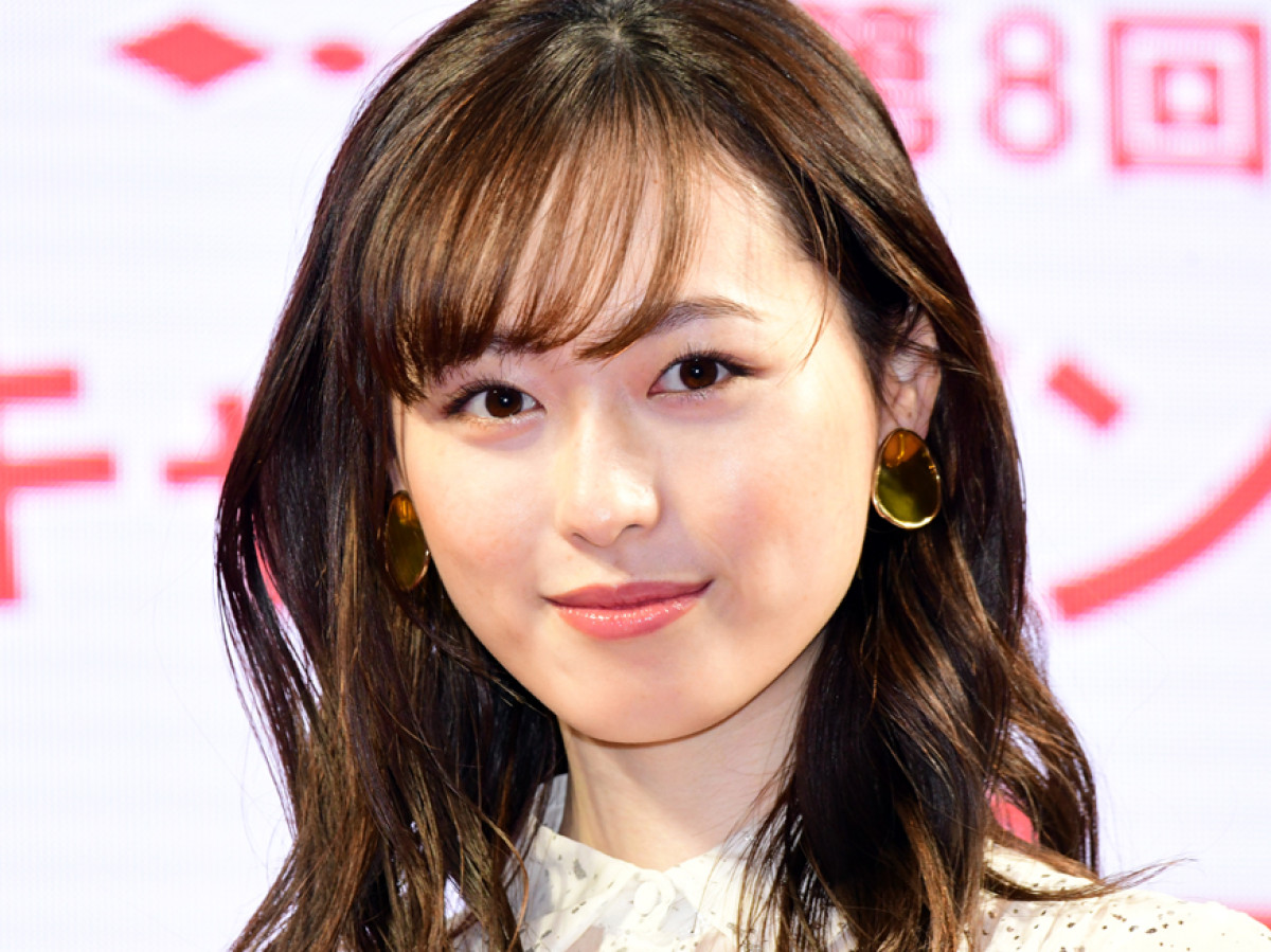『べらぼう』の花魁・誰袖役が話題の福原遥（2020年撮影）