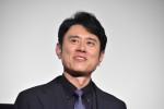 映画『おっさんのパンツがなんだっていいじゃないか！』公開記念舞台挨拶に登壇した原田泰造