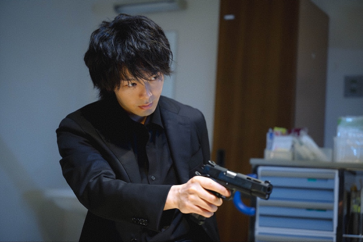 『DOPE』第5話　“才木”高橋海人＆“陣内”中村倫也、おとり捜査でナイトクラブに潜入