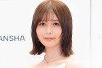 長濱ねる、写真集『長濱ねる』発売記念会見に登場