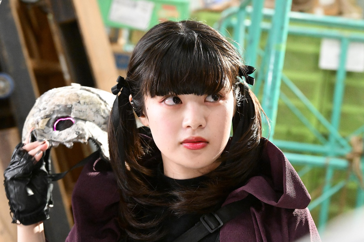 『放送局占拠』武装集団「妖」の天狗　正体は人気芸人　視聴者びっくり「まさか」「イケメンすぎ」（ネタバレあり）