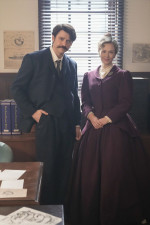 連続テレビ小説『ばけばけ』に出演する（左から）トミー・バストウ、シャーロット・ケイト・フォックス