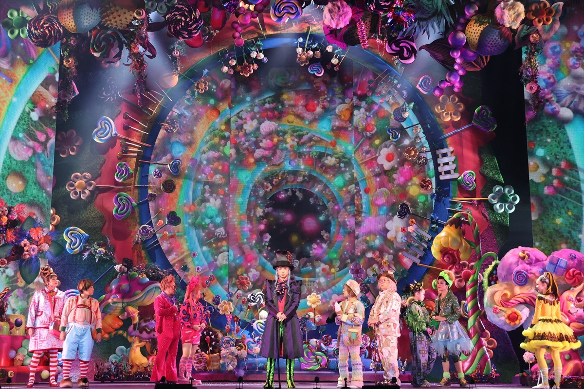 堂本光一主演ミュージカル『チャーリーとチョコレート工場』再演決定　観月ありさら全キャスト発表