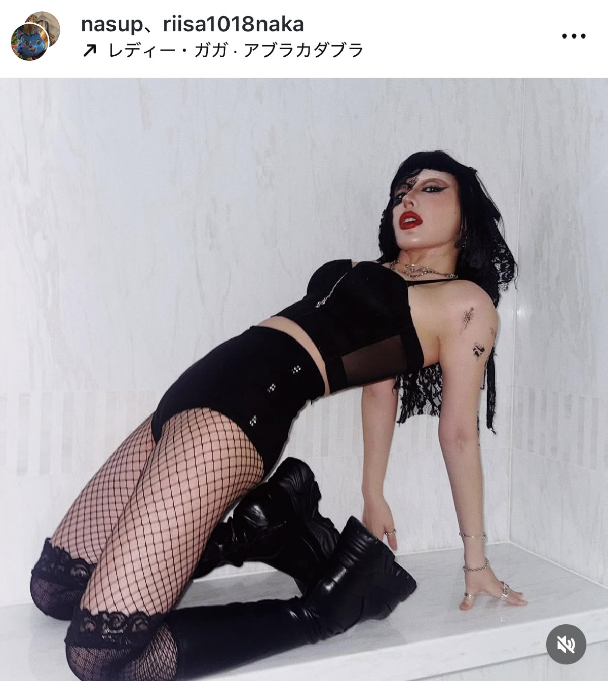 仲里依紗、レディー・ガガライブ参戦　再現度抜群なコーデに反響「見分けがつきません」「最高すぎます」