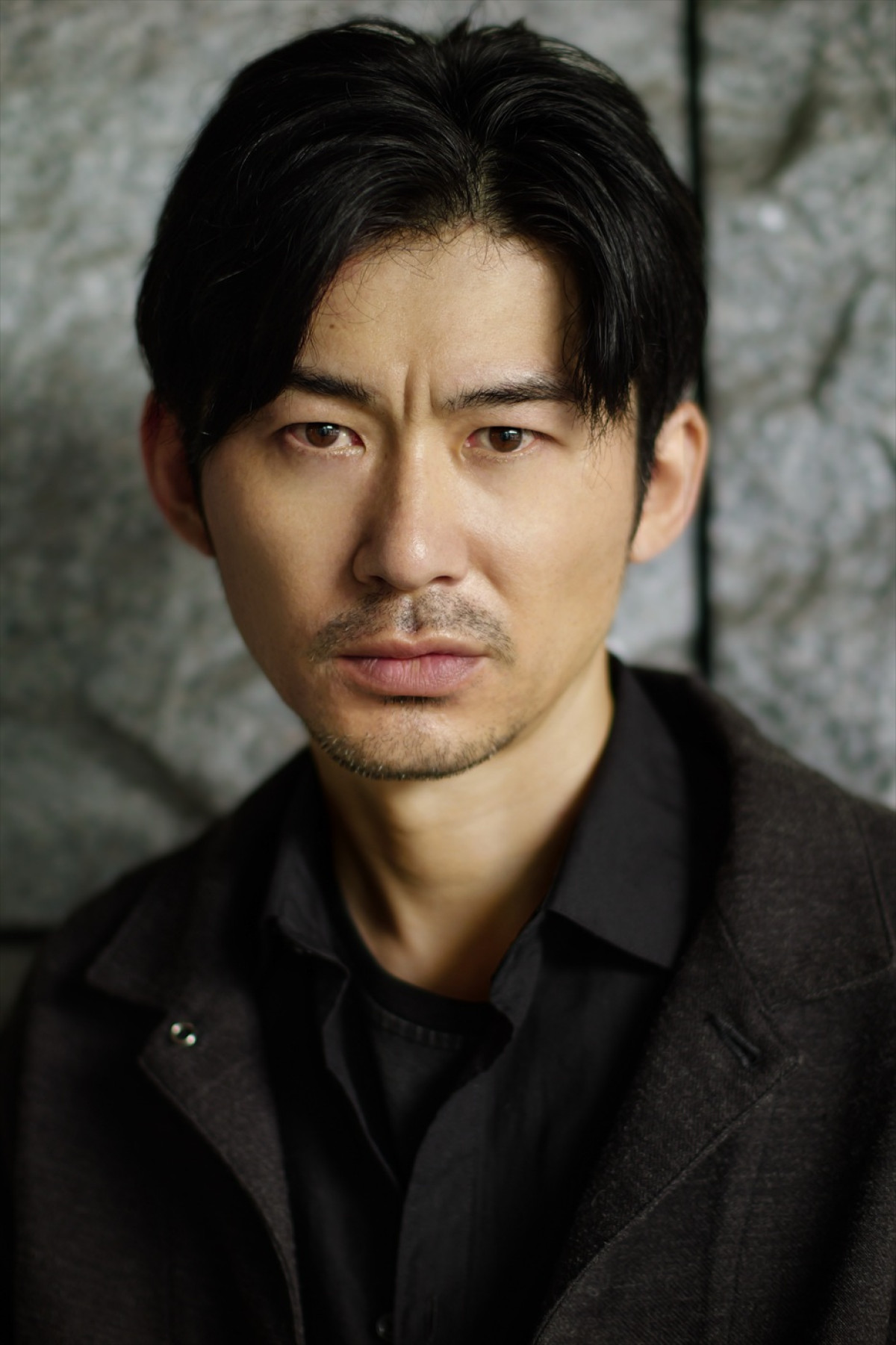 『DOCTOR PRICE』第6話、“鳴木”岩田剛典の父に罪をなすりつけた黒幕が判明！　第7話から新章開幕＆出演者解禁