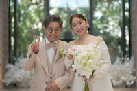 「ゼクシィ」10月号に登場する加藤茶・綾菜夫妻