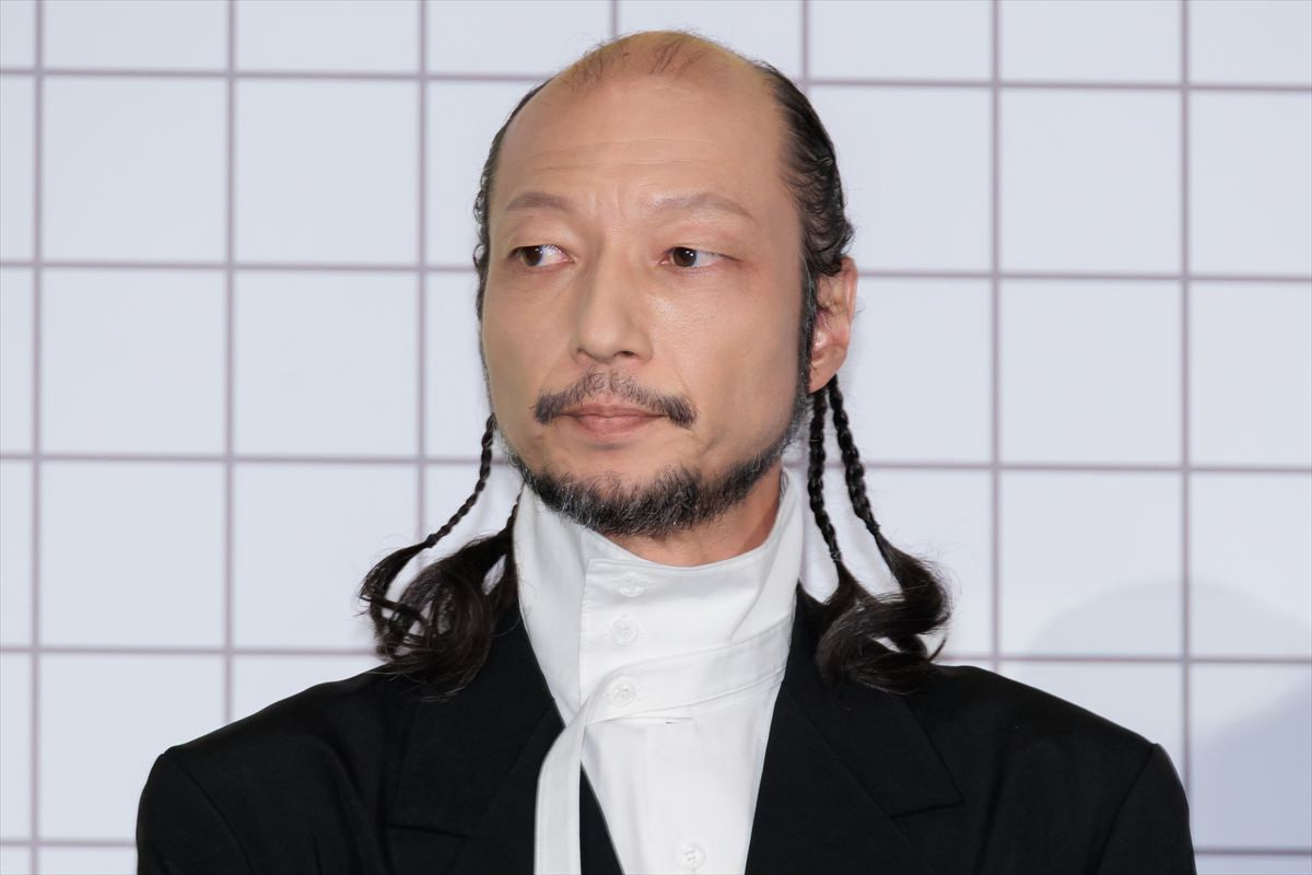 二宮和也、カンヌでのまさかの行動に是枝裕和監督も驚き「カンヌでやれるやついないよね」