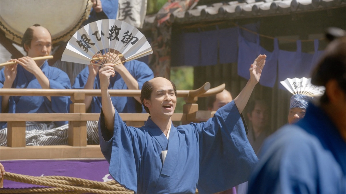 『べらぼう』“蔦重”横浜流星、友を弔い涙　励ます“歌麿”染谷将太にネット感動「グッとくる」「涙が止まらない」