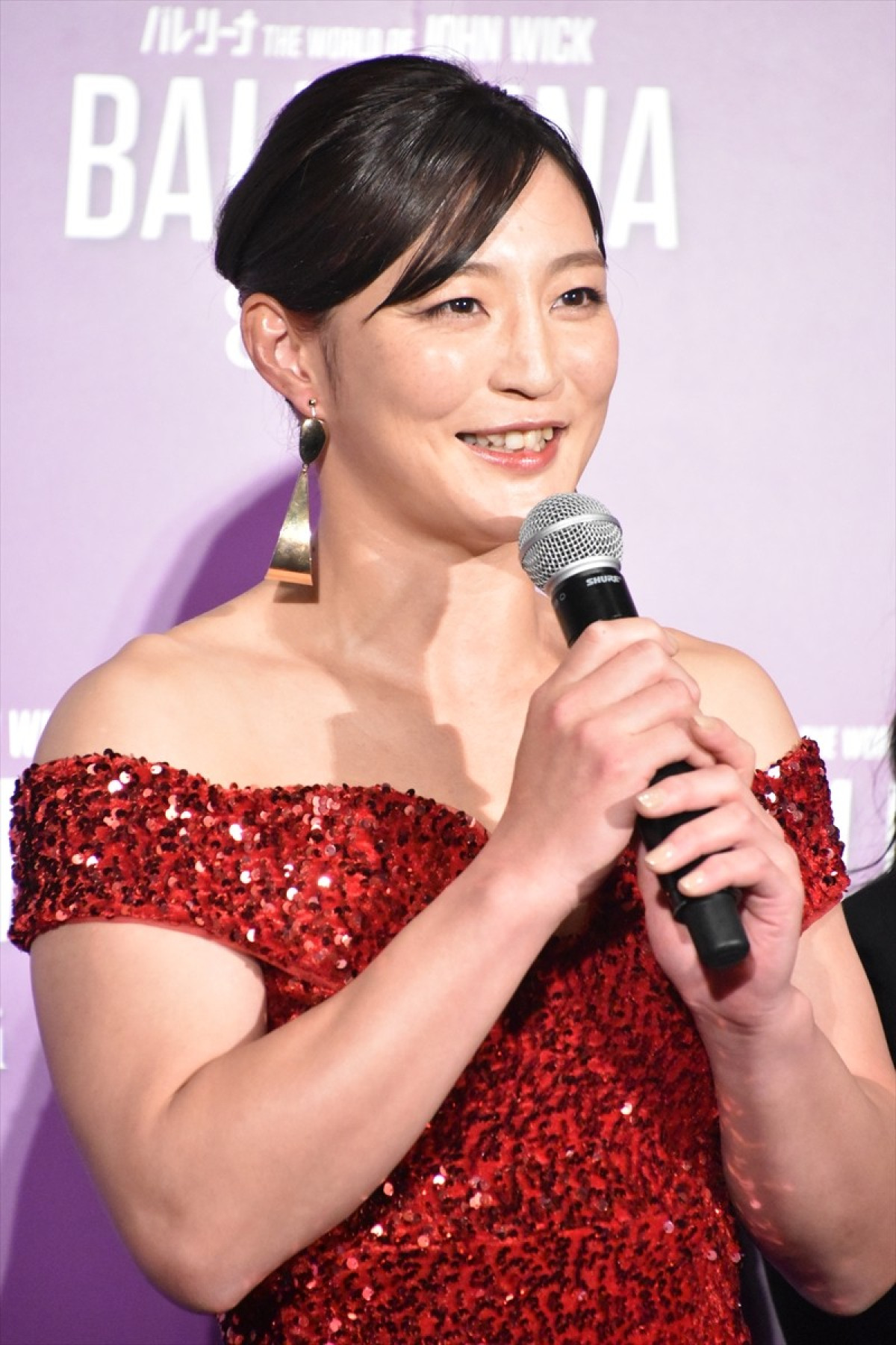 アナ・デ・アルマス、7年ぶりの来日で「ジブリ美術館」楽しむ　柔道着姿で鏡開きも！