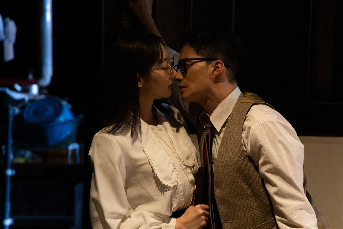 市原隼人＆武田玲奈、超ドキドキ近距離！ 『おいしい給食 炎の修学旅行』恋の行方が気になる新カット＆映像解禁