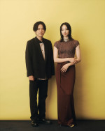 （左から）二宮和也、小松菜奈