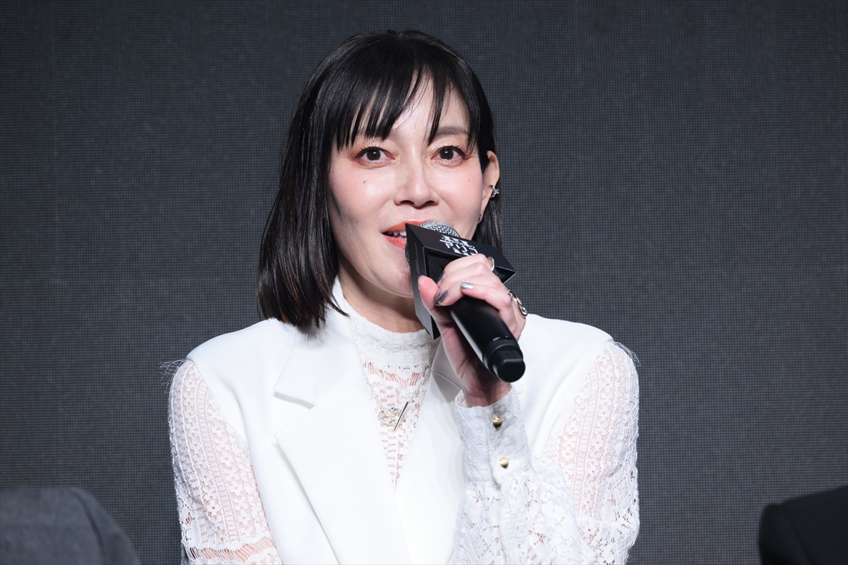 磯村勇斗、『今際の国のアリス』で共演の毎熊克哉と相思相愛「ずっとバディ」「もう離れられない」