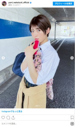 同級生女子にもモテそうな若月佑美のJKスタイル　※「若月佑美」インスタグラム