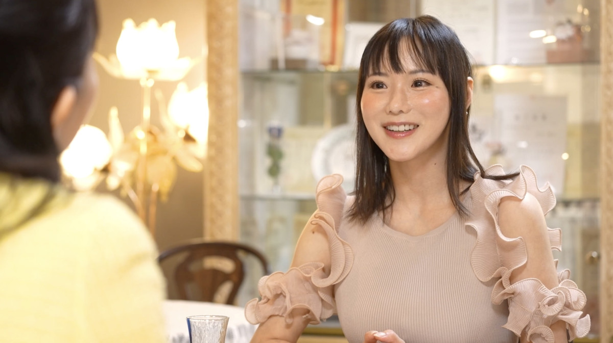 浅田舞、SNS投稿の水着姿　“意外な撮影者”に驚き「撮るのうまっ！」