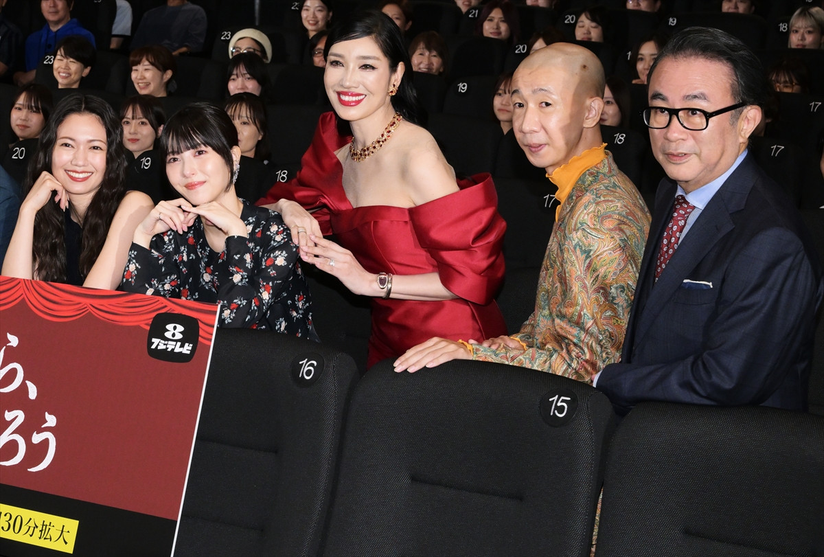 三谷幸喜、25年ぶりフジ連ドラ手掛け笑顔で「ただいま」　主題歌を手掛けるYOASOBIを絶賛