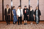 （左から）橋本さとし、羽野晶紀、橋本じゅん、古田新太、高田聖子、粟根まこと