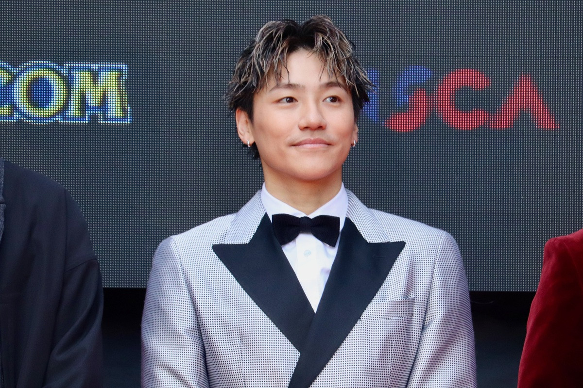 GENERATIONS、タキシード姿の6人がレッドカーペットに勢ぞろい!<第38回東京国際映画祭>