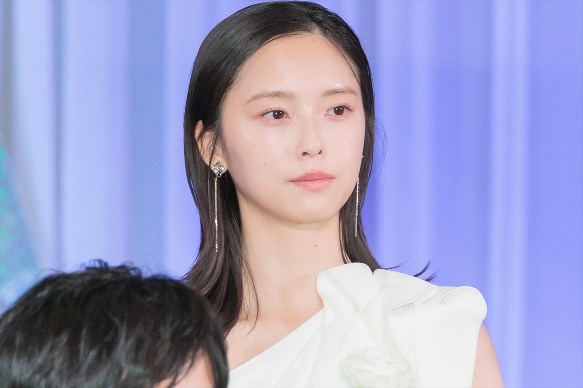 奈緒、『東京サラダボウル』で主演女優賞 役柄から学び「素直に日々を生きていきたい」<東京ドラマアウォード2025>