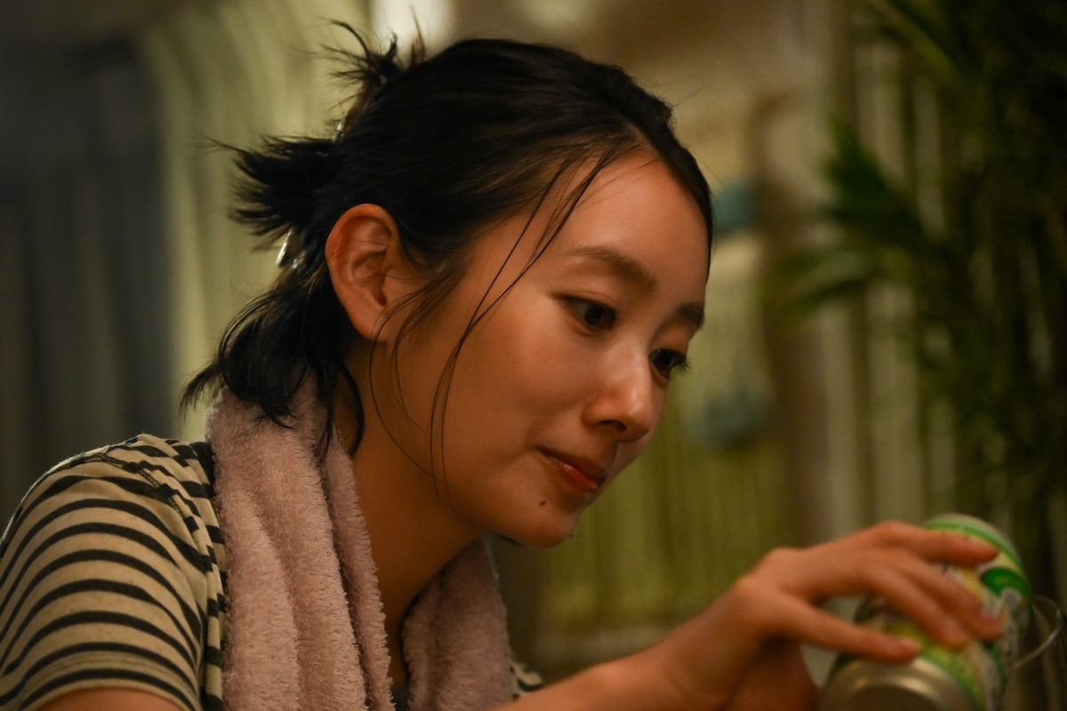 今夜スタート『フェイクマミー』波瑠＆川栄李奈が禁断の“ニセママ契約”を結ぶ主人公に