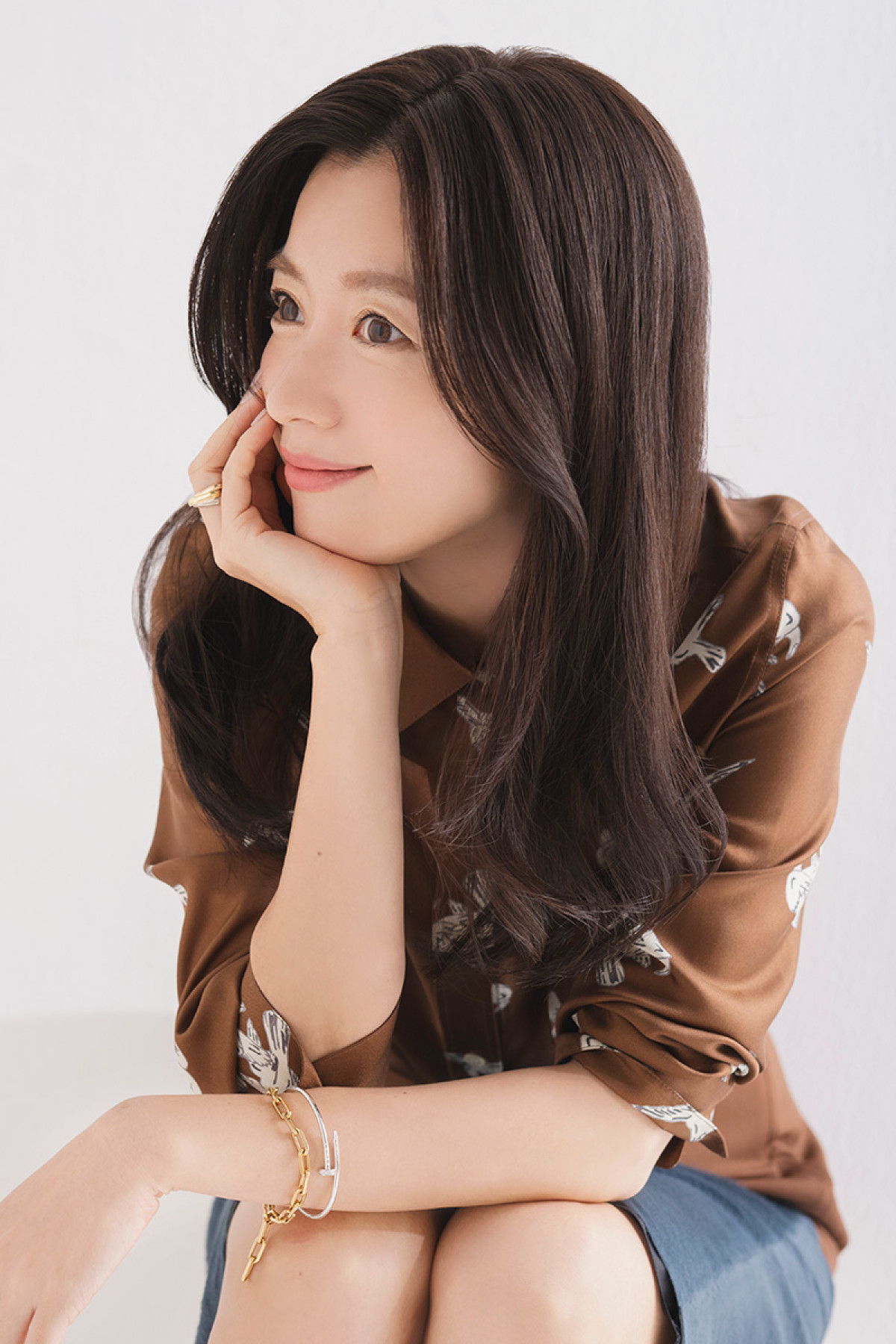 小栗旬×ハン・ヒョジュ、久しぶりのラブストーリーは「恥ずかしい」　撮影合間はゴルフで交流