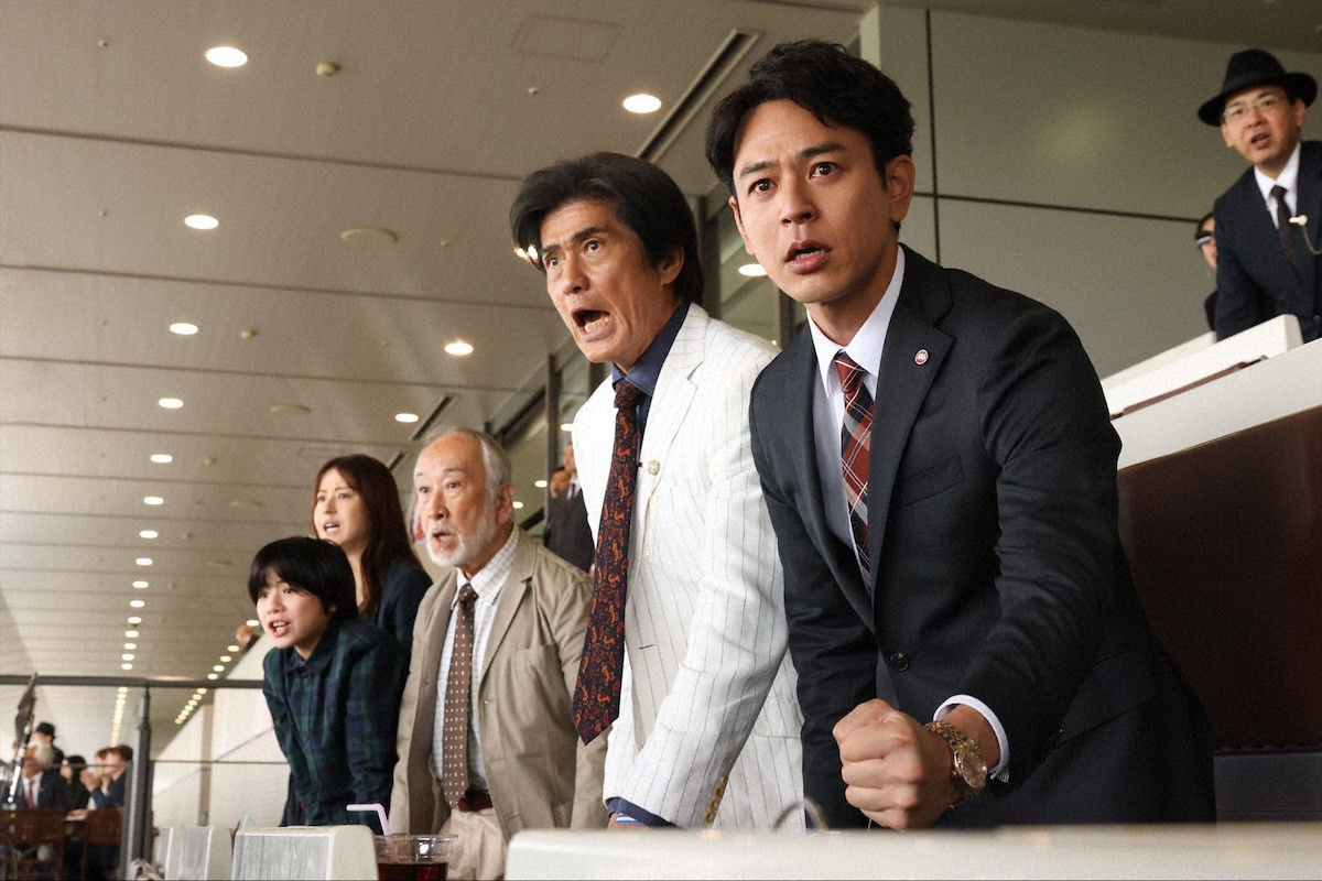 『ザ・ロイヤルファミリー』第4話 “栗須”妻夫木聡、金髪のジョッキー“佐木”高杉真宙と出会う