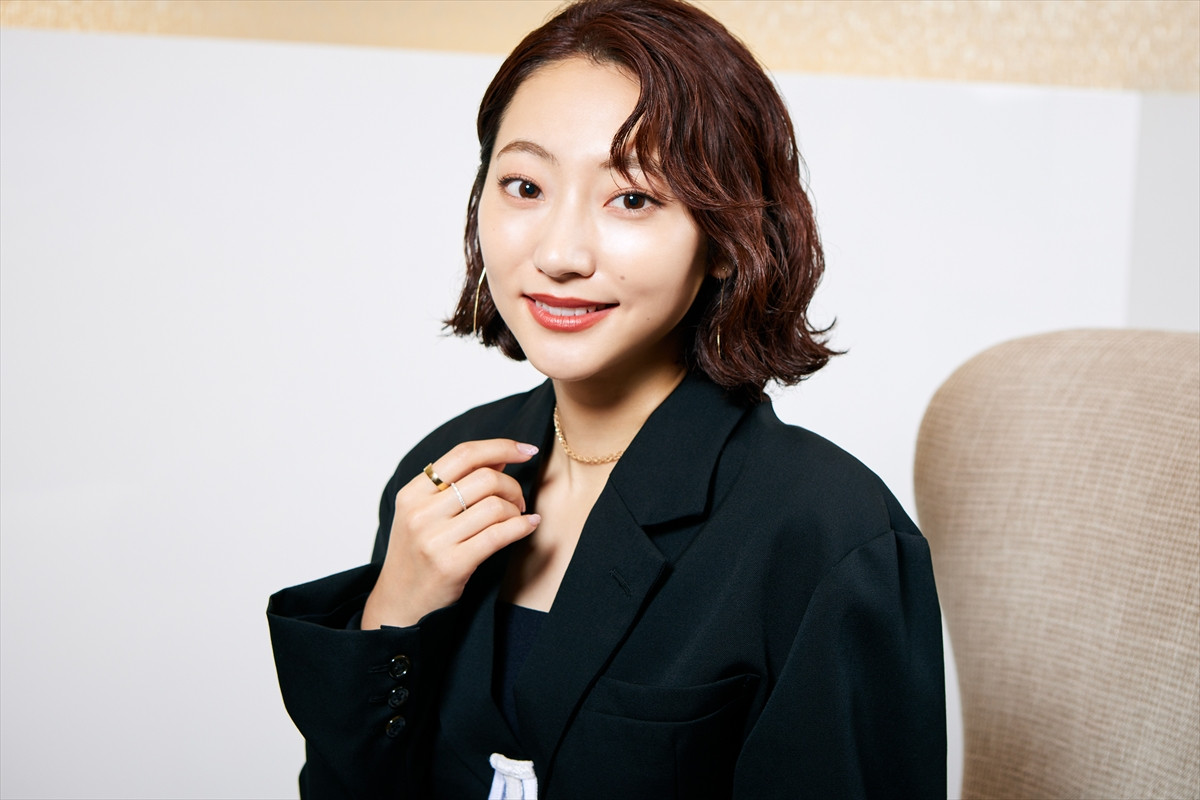 「ただいまです！」武田玲奈、6年ぶり『おいしい給食』復帰に市原隼人も歓喜　“超近距離”での撮影に「戻ってきたな」実感
