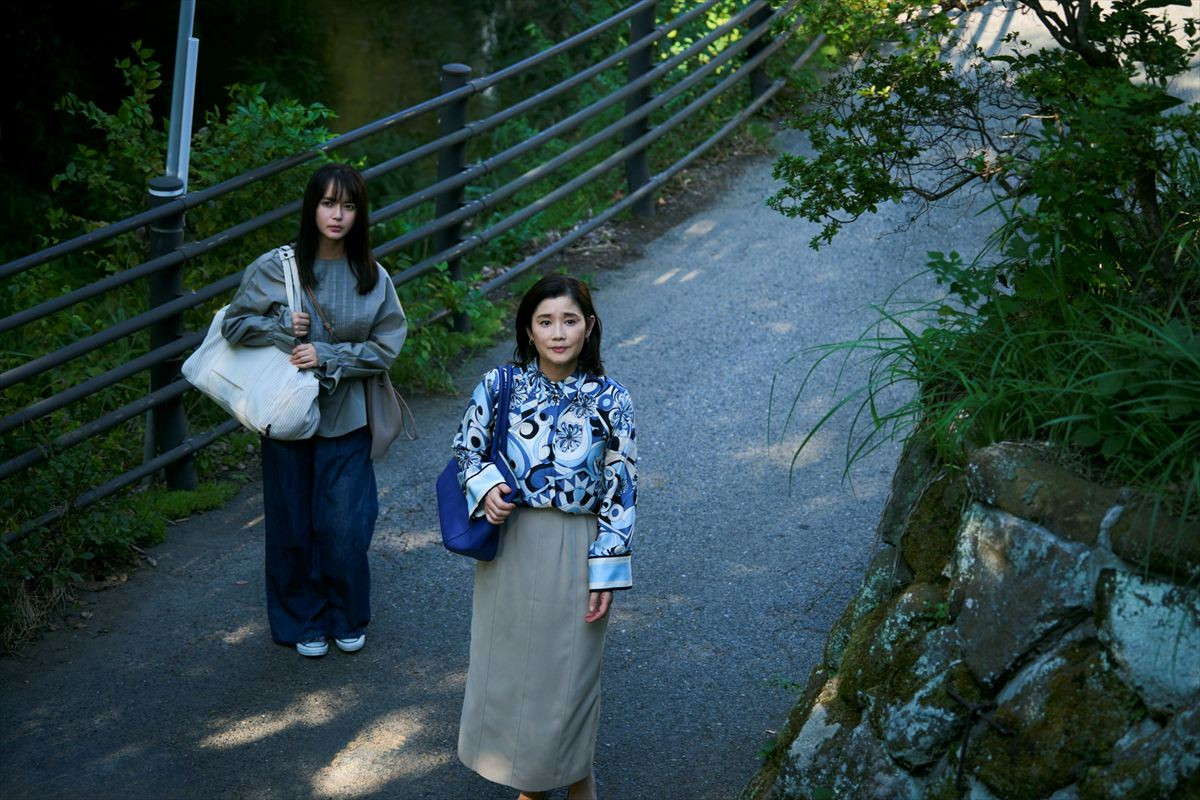 『シャドウワーク』多部未華子・石田ひかり・寺島しのぶがDV被害者演じる　本予告解禁