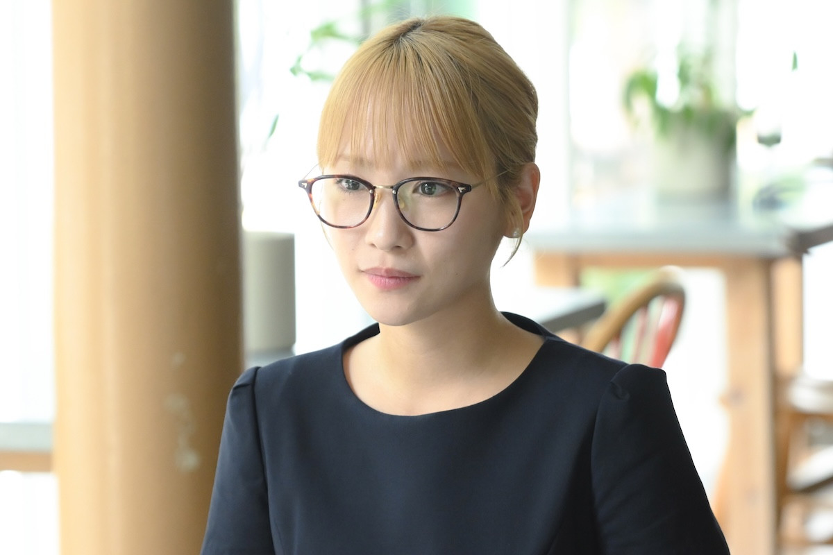 『フェイクマミー』第6話 “薫”波瑠、母に付き添って病院へ　思いがけない人物と出くわす