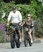 シドニー・スウィーニー＆スクーター・ブラウンがサイクリングデート