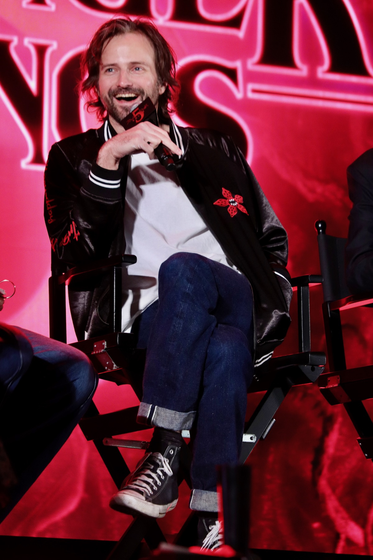 『ストレンジャー・シングス』ファン2000人が熱狂！　来日したキャスト＆ダファー兄弟が神ファンサ