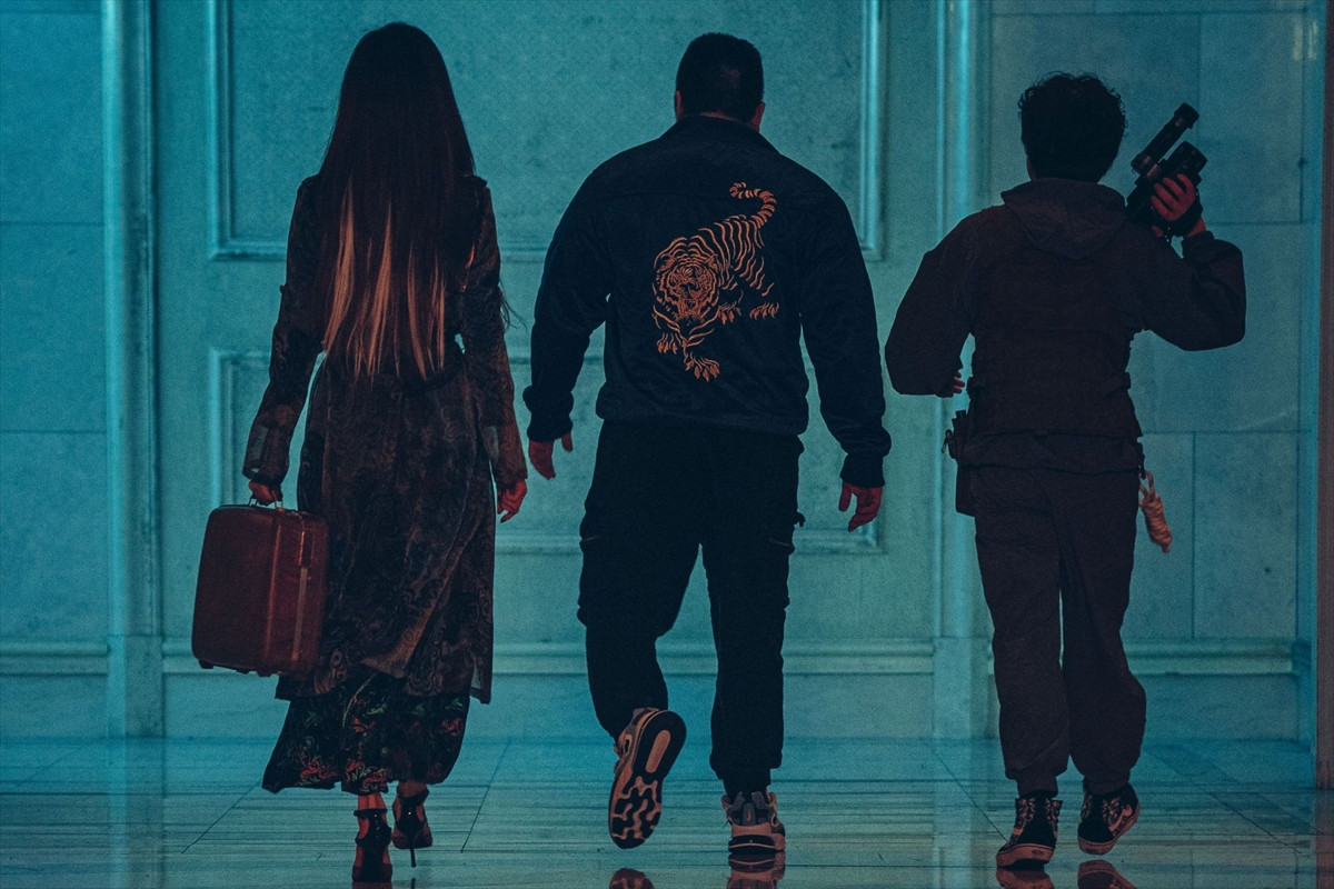 マ・ドンソク、今度の敵は＜悪魔＞　ホラーアクション『悪魔祓い株式会社』場面写真一挙解禁