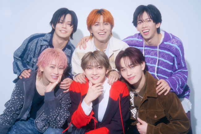 超特急、史上最大規模のツアーに密着　映画『The Movie RE:VE』に収録されなかった“裏の頑張り”とは？