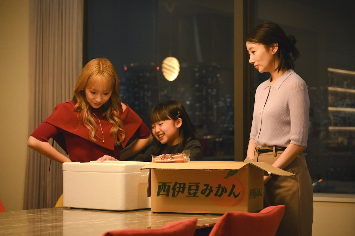 『フェイクマミー』第6話 “薫”波瑠、母に付き添って病院へ　思いがけない人物と出くわす